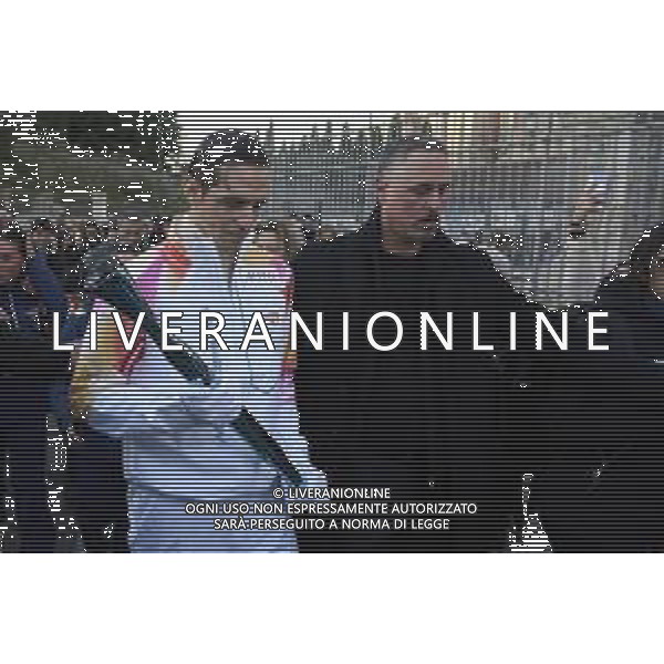 Roma 06 Dicembre 2025 Achille Lauro Tedoforo al colosseo con la Fiamma Olimpica dei Giochi Olimpici Invernali di Milano-Cortina 2026 Nella Foto: Achille Lauro Foto Credit: Andrea Bracaglia- AGENZIA ALDO LIVERANI SAS