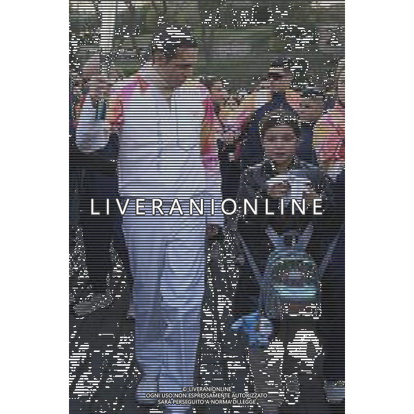 Roma 06 Dicembre 2025 Achille Lauro Tedoforo al colosseo con la Fiamma Olimpica dei Giochi Olimpici Invernali di Milano-Cortina 2026 Nella Foto: Achille Lauro Foto Credit: Andrea Bracaglia- AGENZIA ALDO LIVERANI SAS