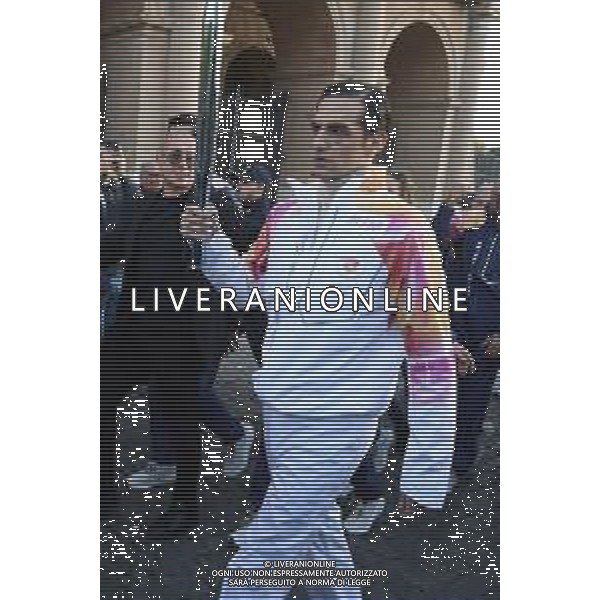 Roma 06 Dicembre 2025 Achille Lauro Tedoforo al colosseo con la Fiamma Olimpica dei Giochi Olimpici Invernali di Milano-Cortina 2026 Nella Foto: Achille Lauro Foto Credit: Andrea Bracaglia- AGENZIA ALDO LIVERANI SAS