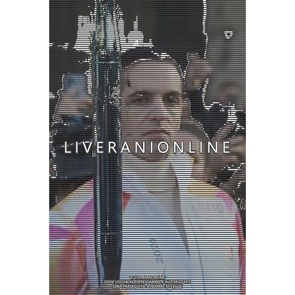 Roma 06 Dicembre 2025 Achille Lauro Tedoforo al colosseo con la Fiamma Olimpica dei Giochi Olimpici Invernali di Milano-Cortina 2026 Nella Foto: Achille Lauro Foto Credit: Andrea Bracaglia- AGENZIA ALDO LIVERANI SAS