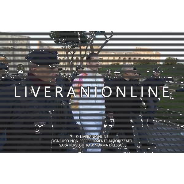 Roma 06 Dicembre 2025 Achille Lauro Tedoforo al colosseo con la Fiamma Olimpica dei Giochi Olimpici Invernali di Milano-Cortina 2026 Nella Foto: Achille Lauro Foto Credit: Andrea Bracaglia- AGENZIA ALDO LIVERANI SAS