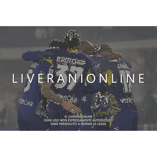 Giovane Santana do Nascimiento of Hellas Verona FC celebrates after scoring during Hellas Verona FC vs Atalanta BC, 14° Serie A Enilive 2025-26 game at Marcantonio Bentegodi stadium in Verona (VR), Italy, on Dicember 06, 2025. (Photo by Davide Casentini)- AGENZIA ALDO LIVERANI SAS