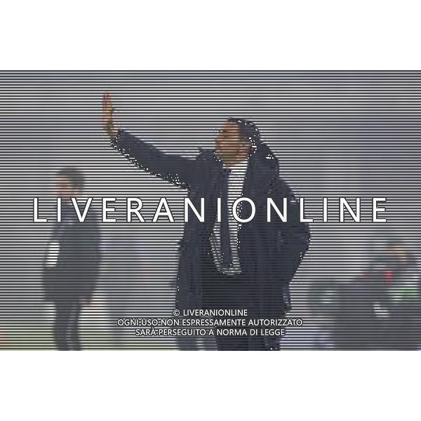 Raffaele Palladino Head Coach of Atalanta BC gestures during Hellas Verona FC vs Atalanta BC, 14° Serie A Enilive 2025-26 game at Marcantonio Bentegodi stadium in Verona (VR), Italy, on Dicember 06, 2025. (Photo by Davide Casentini)- AGENZIA ALDO LIVERANI SAS