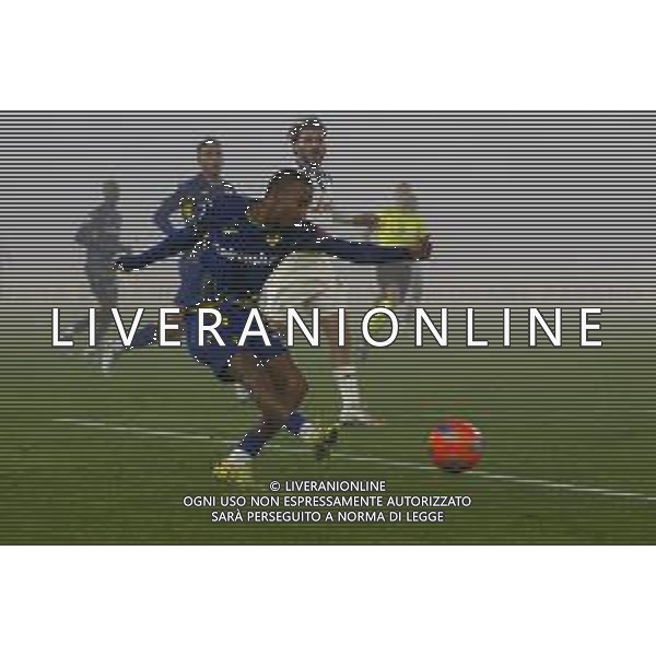 Rafik Belghali of Hellas Verona FC play the ball during Hellas Verona FC vs Atalanta BC, 14° Serie A Enilive 2025-26 game at Marcantonio Bentegodi stadium in Verona (VR), Italy, on Dicember 06, 2025. (Photo by Davide Casentini)- AGENZIA ALDO LIVERANI SAS