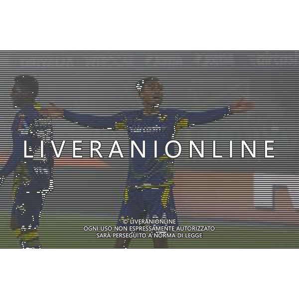 Antoine Joseph Bernède of Hellas Verona FC celebrates after scoring during Hellas Verona FC vs Atalanta BC, 14° Serie A Enilive 2025-26 game at Marcantonio Bentegodi stadium in Verona (VR), Italy, on Dicember 06, 2025. (Photo by Davide Casentini)- AGENZIA ALDO LIVERANI SAS