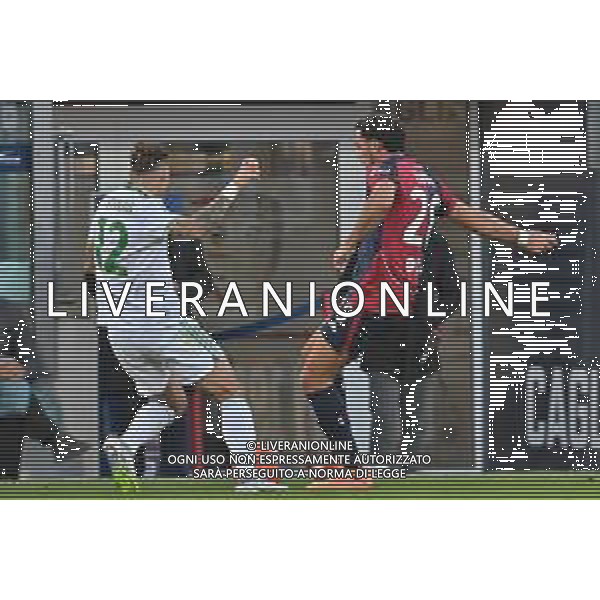 7-12-2025. Cagliari calcio-A.S. Roma, 14° giornta serie A 2025/2026, campionato calcio Italia, stadio Unipol Domus Cagliari. Foto Salvatore Moi/Agenzia Aldo Liverani s.as. Nella foto: Saud Abdulhamid Roma, Gabriele Zappa Cagliari ©MOI Salvatore - AGENZIA ALDO LIVERANI SAS