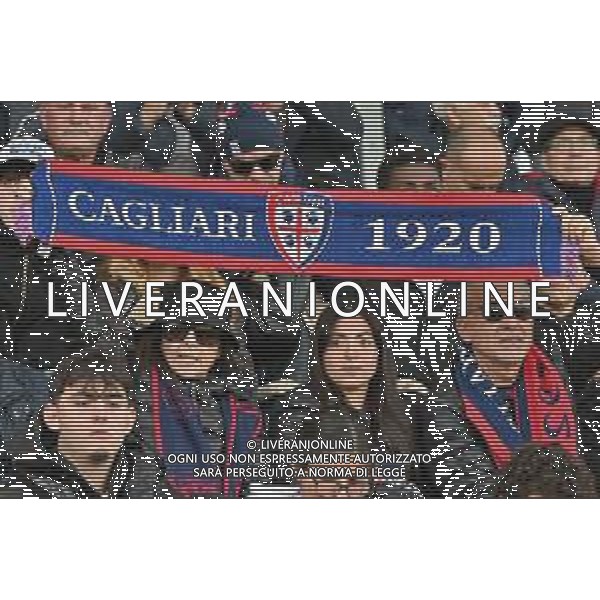 7-12-2025. Cagliari calcio-A.S. Roma, 14° giornta serie A 2025/2026, campionato calcio Italia, stadio Unipol Domus Cagliari. Foto Salvatore Moi/Agenzia Aldo Liverani s.as. Nella foto: Sconvolts, tifosi Cagliari in casa, nella curva nord dello stadio Unipol Domus ©MOI Salvatore - AGENZIA ALDO LIVERANI SAS
