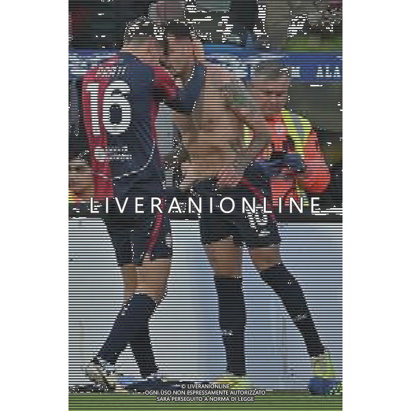 7-12-2025. Cagliari calcio-A.S. Roma, 14° giornta serie A 2025/2026, campionato calcio Italia, stadio Unipol Domus Cagliari. Foto Salvatore Moi/Agenzia Aldo Liverani s.as. Nella foto: Gol Cagliari in casa allo stadio Unipol Domus contro Roma. Segna: Gianluca Gaetano Cagliari ©MOI Salvatore - AGENZIA ALDO LIVERANI SAS