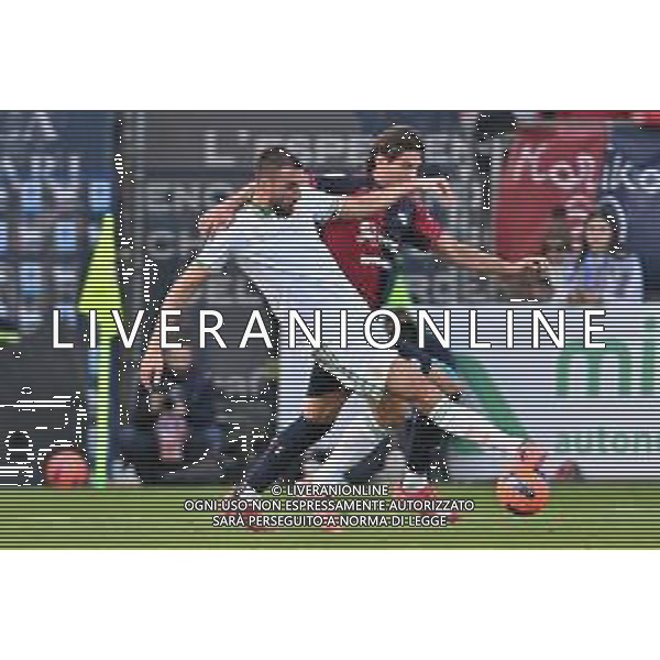 7-12-2025. Cagliari calcio-A.S. Roma, 14° giornta serie A 2025/2026, campionato calcio Italia, stadio Unipol Domus Cagliari. Foto Salvatore Moi/Agenzia Aldo Liverani s.as. Nella foto: Gennaro Borrelli Cagliari e bryan cristante ©MOI SALVATORE - AGENZIA ALDO LIVERANI SAS