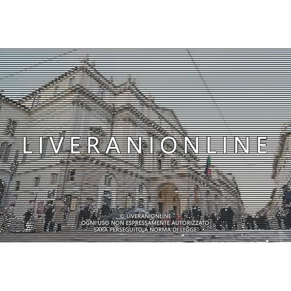 TVRG Prima alla Scala nella foto Teatro alla Scala Milano 07-12-2025 Ingressi di personalita’ e autorita’ in occasione della prima del Teatro alla Scala foto Roberto Garavaglia/Agenzia Aldo Liverani sas