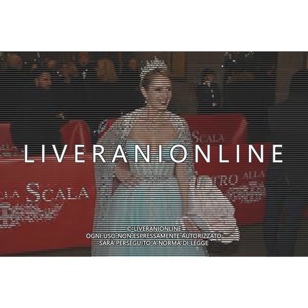 TVRG Prima alla Scala nella foto una delle ospiti Milano 07-12-2025 Ingressi di personalita’ e autorita’ in occasione della prima del Teatro alla Scala foto Roberto Garavaglia/Agenzia Aldo Liverani sas