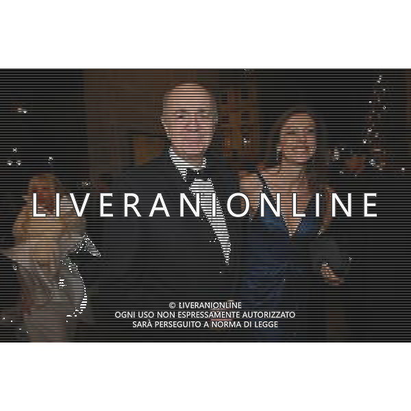 TVRG Prima alla Scala nella foto Corrado Passera e Giovanna Salza Milano 07-12-2025 Ingressi di personalita’ e autorita’ in occasione della prima del Teatro alla Scala foto Roberto Garavaglia/Agenzia Aldo Liverani sas