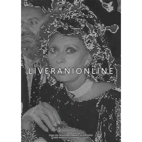 NEG-1987 CAMPIONE D\'ITALIA PREMIAZIONE MASCHERE D\'ARGENTO NELLA FOTO SOPHIA LOREN AG ALDO LIVERANI SAS