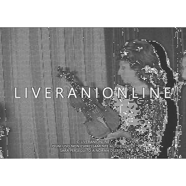 NEG-1987 CAMPIONE D\'ITALIA PREMIAZIONE MASCHERE D\'ARGENTO NELLA FOTO SOPHIA LOREN AG ALDO LIVERANI SAS