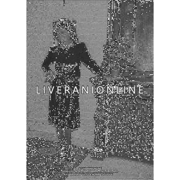 NEG-1987 CAMPIONE D\'ITALIA PREMIAZIONE MASCHERE D\'ARGENTO NELLA FOTO SOPHIA LOREN AG ALDO LIVERANI SAS