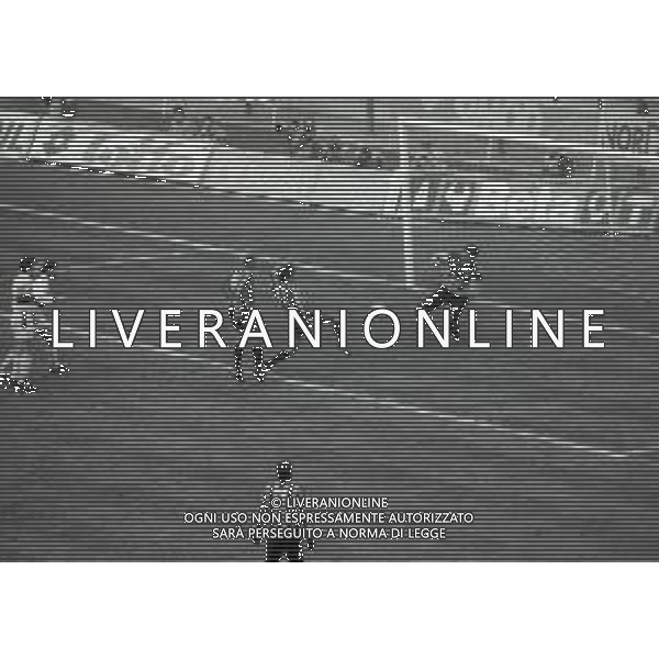 NEG-15-12-1991 MILANO CAMPIONATO DI CALCIO SERIE A INTER-GENOA 2-2 NELLA FOTO AZIONE MASSIMO CIOCCI AG ALDO LIVERANI SAS