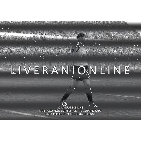 NEG-31-12-1988 LECCE- CAMPIONATO DI CALCIO SERIE A LECCE-INTER 0-3 NELLA FOTO WALTER ZENGA AG ALDO LIVERANI SAS