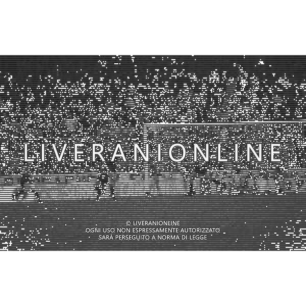 NEG-31-12-1988 LECCE- CAMPIONATO DI CALCIO SERIE A LECCE-INTER 0-3 NELLA FOTO GOAL NICOLA BERTI AG ALDO LIVERANI SAS