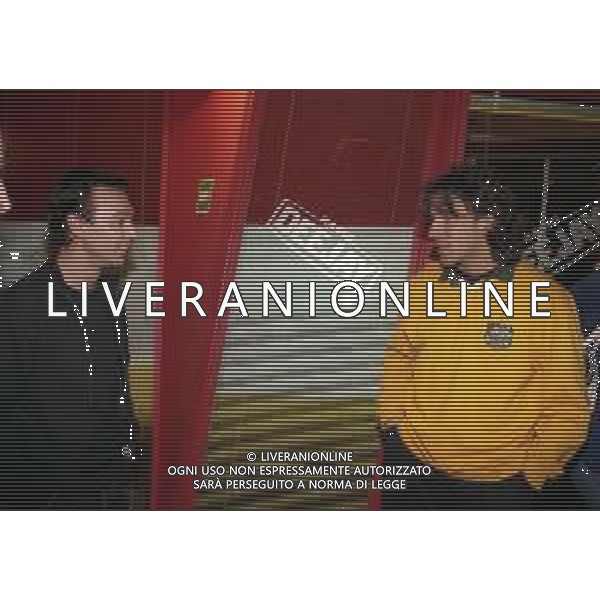 NEG COL-RETROSPETTIVA ALESSANDRO DEL PIERO CALCIATORE NELLA FOTO ALESSANDRO DEL PIERO CON DJ ALBERTINO A RADIO DEEJAY A MILANO IL GIORNO 22-08-1999 AG ALDO LIVERANI SAS