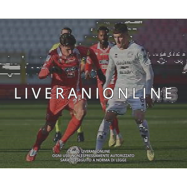 TVRG Monza vs Sudtirol nella foto Matteo Pessina (Monza) e Jacopo Martini (Sudtirol) Monza 08-12-2025 U-Power Stadium Monza vs Sudtirol Campionato Serie BKT - 15a giornata foto Roberto Garavaglia/Agenzia Aldo Liverani sas