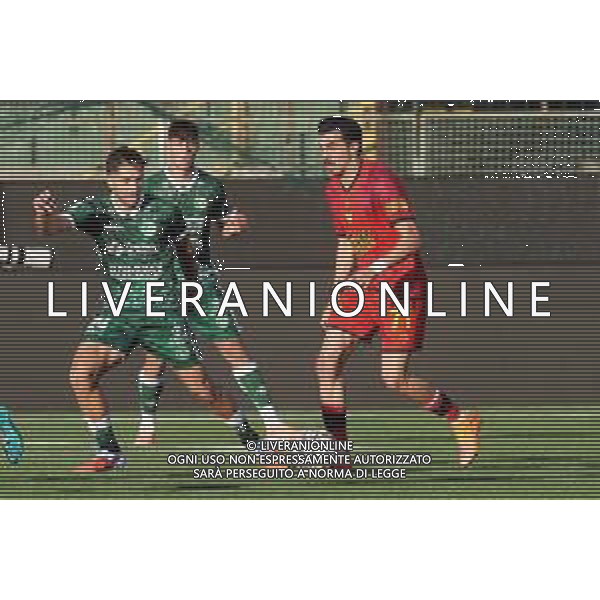 TVPM Avellino, Venezia Nella Foto: Kike Perez, Dimitrios Sounas Foto Mosca, Ag.Liverani -TVPM Avellino - Venezia Campionato Calcio Serie B 08.12.2025