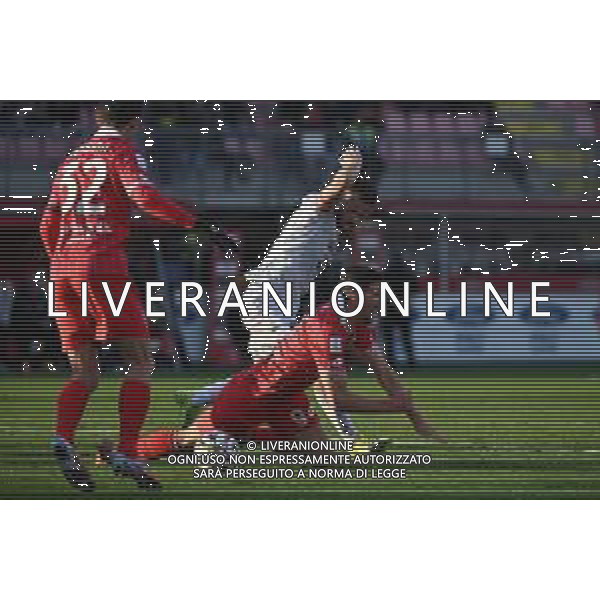 TVRG Monza vs Sudtirol nella foto il contatto in area tra Daniele Casiraghi (Sudtirol) e Mirko Maric (Monza) giudicato regolare da arbitro e VAR Monza 08-12-2025 U-Power Stadium Monza vs Sudtirol Campionato Serie BKT - 15a giornata foto Roberto Garavaglia/Agenzia Aldo Liverani sas