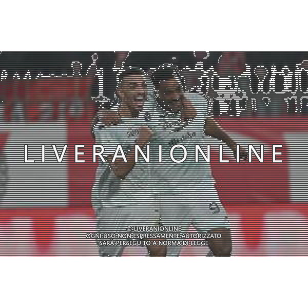 TVRG Monza vs Sudtirol nella foto Karim Zedadka (Sudtirol) e Raphael Odogwu (Sudtirol) esultanza dopo il gol dell\'1 a 1 Monza 08-12-2025 U-Power Stadium Monza vs Sudtirol Campionato Serie BKT - 15a giornata foto Roberto Garavaglia/Agenzia Aldo Liverani sas