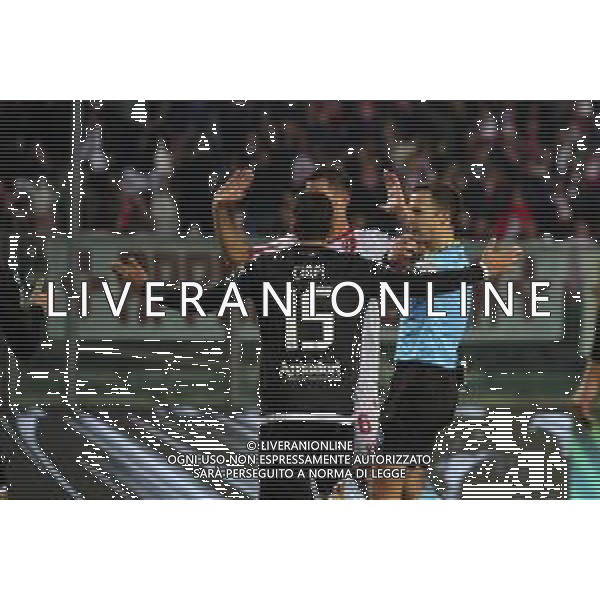 PADOVA - CESENA Campionato Calcio Serie B 08.12.2025 Nella Foto: PROTESTE CON L’ARBITRO PER IL RIGORE NON CONCESSO Foto P.G. - AGENZIA ALDO LIVERANI SAS