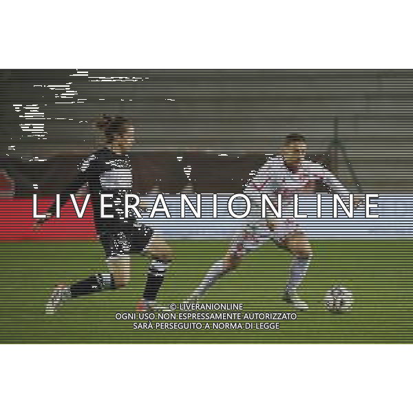 PADOVA - CESENA Campionato Calcio Serie B 08.12.2025 Nella Foto: PAPU GOMEZ E MICHELE CASTAGNETTI Foto P.G. - AGENZIA ALDO LIVERANI SAS