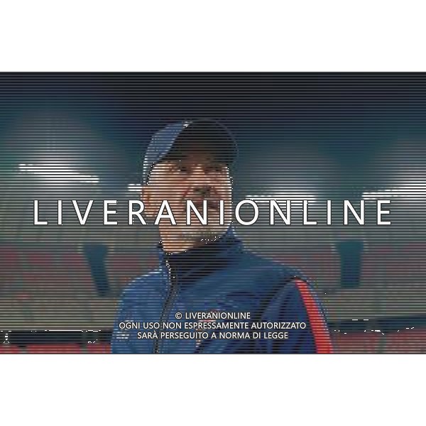 TVEM December 8, 2025 Bari, Italy - SSC Bari vs Pescara Calcio - Italian Soccer Serie B 2025/2026 - San Nicola Stadium. In the pic: coach Vincenzo Vivarini of SSC Bari ©TVEM Emmanuele Mastrodonato - AGENZIA ALDO LIVERANI SAS