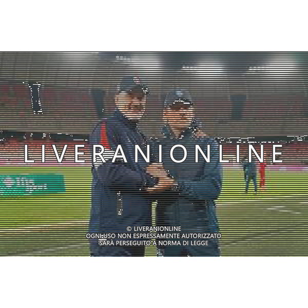 TVEM December 8, 2025 Bari, Italy - SSC Bari vs Pescara Calcio - Italian Soccer Serie B 2025/2026 - San Nicola Stadium. In the pic: coach Vincenzo Vivarini of SSC Bari and coach Giorgio Gorgone of Pescara Calcio ©TVEM Emmanuele Mastrodonato - AGENZIA ALDO LIVERANI SAS