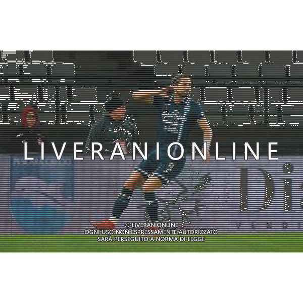 TVEM December 8, 2025 Bari, Italy - SSC Bari vs Pescara Calcio - Italian Soccer Serie B 2025/2026 - San Nicola Stadium. In the pic: Antonio Di Nardo of Pescara Calcio celebrates after scoring a goal ©TVEM Emmanuele Mastrodonato - AGENZIA ALDO LIVERANI SAS