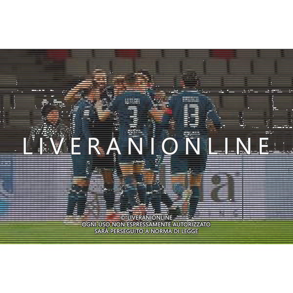 TVEM December 8, 2025 Bari, Italy - SSC Bari vs Pescara Calcio - Italian Soccer Serie B 2025/2026 - San Nicola Stadium. In the pic: Antonio Di Nardo of Pescara Calcio celebrates after scoring a goal with teammates ©TVEM Emmanuele Mastrodonato - AGENZIA ALDO LIVERANI SAS