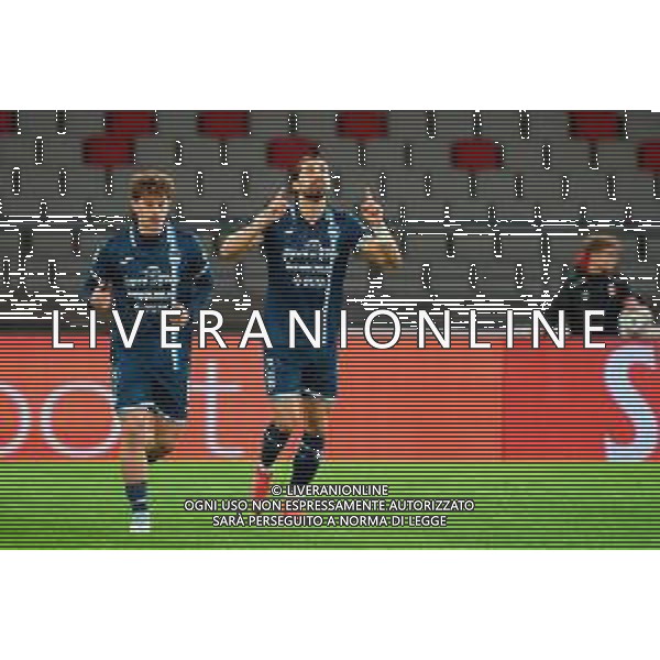 TVEM December 8, 2025 Bari, Italy - SSC Bari vs Pescara Calcio - Italian Soccer Serie B 2025/2026 - San Nicola Stadium. In the pic: Antonio Di Nardo of Pescara Calcio celebrates after scoring a goal ©TVEM Emmanuele Mastrodonato - AGENZIA ALDO LIVERANI SAS