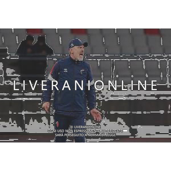 TVEM December 8, 2025 Bari, Italy - SSC Bari vs Pescara Calcio - Italian Soccer Serie B 2025/2026 - San Nicola Stadium. In the pic: coach Vincenzo Vivarini of SSC Bari ©TVEM Emmanuele Mastrodonato - AGENZIA ALDO LIVERANI SAS