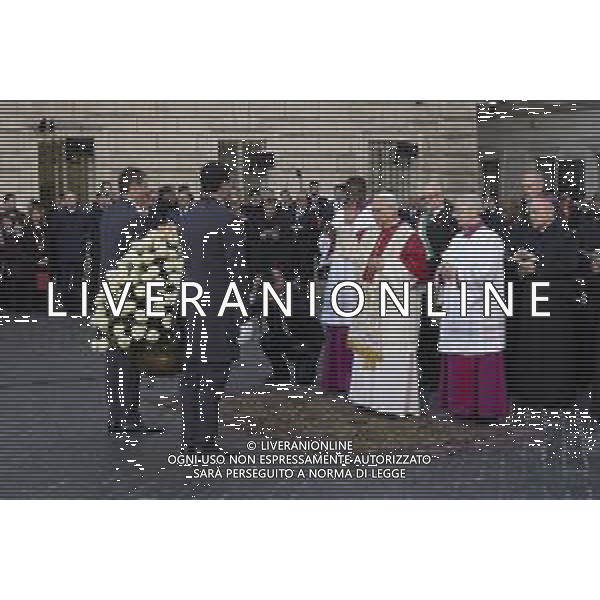 Roma 08 Dicembre 2025 Sua Santita’ Papa Leone XIV rende omaggio all\'Immacolata in Piazza Mignanelli a Roma Nella Foto: Papa Leone XIV Foto Credit: Andrea Bracaglia- AGENZIA ALDO LIVERANI SAS