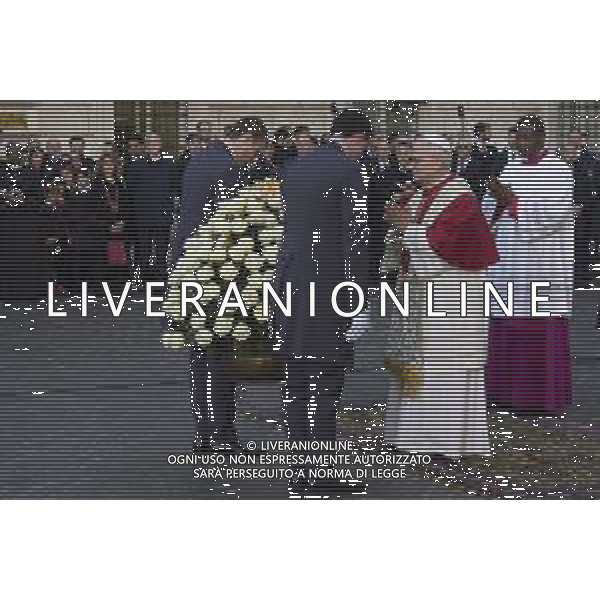 Roma 08 Dicembre 2025 Sua Santita’ Papa Leone XIV rende omaggio all\'Immacolata in Piazza Mignanelli a Roma Nella Foto: Papa Leone XIV Foto Credit: Andrea Bracaglia- AGENZIA ALDO LIVERANI SAS