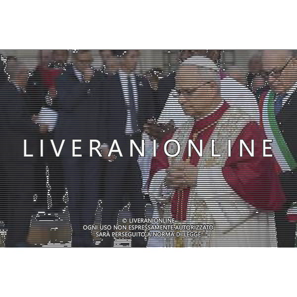 Roma 08 Dicembre 2025 Sua Santita’ Papa Leone XIV rende omaggio all\'Immacolata in Piazza Mignanelli a Roma Nella Foto: Papa Leone XIV Foto Credit: Andrea Bracaglia- AGENZIA ALDO LIVERANI SAS