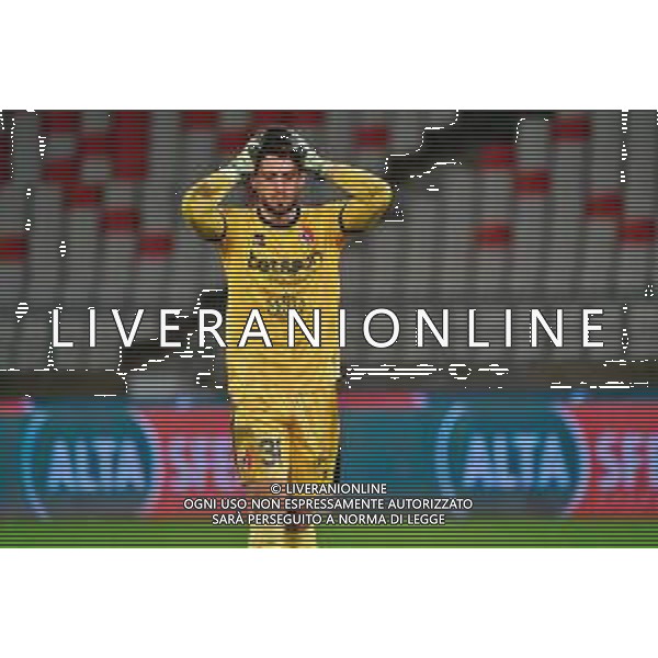 TVEM December 8, 2025 Bari, Italy - SSC Bari vs Pescara Calcio - Italian Soccer Serie B 2025/2026 - San Nicola Stadium. In the pic: Michele Cerofolini of SSC Bari disappointment ©TVEM Emmanuele Mastrodonato - AGENZIA ALDO LIVERANI SAS