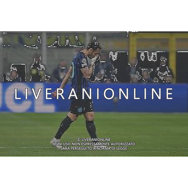 Inter vs Liverpool nella foto Hakan Calhanoglu (Inter) esce per infortunio Milano 09-12-2025 Stadio Giuseppe Meazza - San Siro Inter vs Liverpool UEFA Champions League fase a girone unico - 6a giornata foto Roberto Garavaglia/Agenzia Aldo Liverani sas