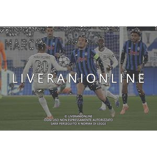 Joao Pedro of Chelsea FC competes for the ball with Marten De Roon of Atalanta BC during Atalanta BC vs Chelsea FC, Champions League 2025-26 League phase, Matchday 6°, game at New Balance Arena in Bergamo (BG), Italy, on Dicember 09, 2025. (Photo by Davide Casentini)- AGENZIA ALDO LIVERANI SAS