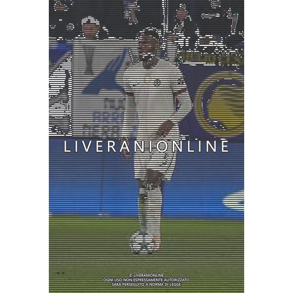 Benoit Badiashile of Chelsea FC play the ball during Atalanta BC vs Chelsea FC, Champions League 2025-26 League phase, Matchday 6°, game at New Balance Arena in Bergamo (BG), Italy, on Dicember 09, 2025. (Photo by Davide Casentini)- AGENZIA ALDO LIVERANI SAS