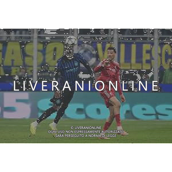 Inter vs Liverpool nella foto Yann Aurel Bisseck (Inter) e Hugo Ekitike (Liverpool) Milano 09-12-2025 Stadio Giuseppe Meazza - San Siro Inter vs Liverpool UEFA Champions League fase a girone unico - 6a giornata foto Roberto Garavaglia/Agenzia Aldo Liverani sas