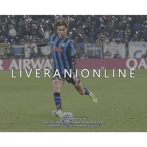 Lorenzo Bernasconi of Atalanta FC play the ball during Atalanta BC vs Chelsea FC, Champions League 2025-26 League phase, Matchday 6°, game at New Balance Arena in Bergamo (BG), Italy, on Dicember 09, 2025. (Photo by Davide Casentini)- AGENZIA ALDO LIVERANI SAS