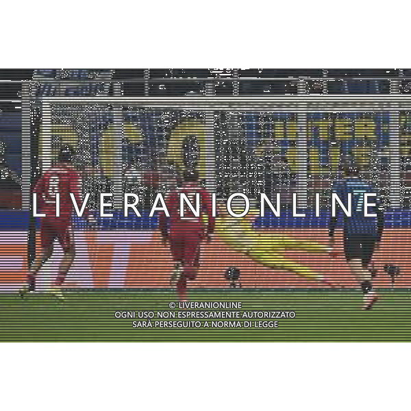 Inter vs Liverpool nella foto Dominik Szoboszlai (Liverpool) segna il gol dell\'1 a 0 Milano 09-12-2025 Stadio Giuseppe Meazza - San Siro Inter vs Liverpool UEFA Champions League fase a girone unico - 6a giornata foto Roberto Garavaglia/Agenzia Aldo Liverani sas