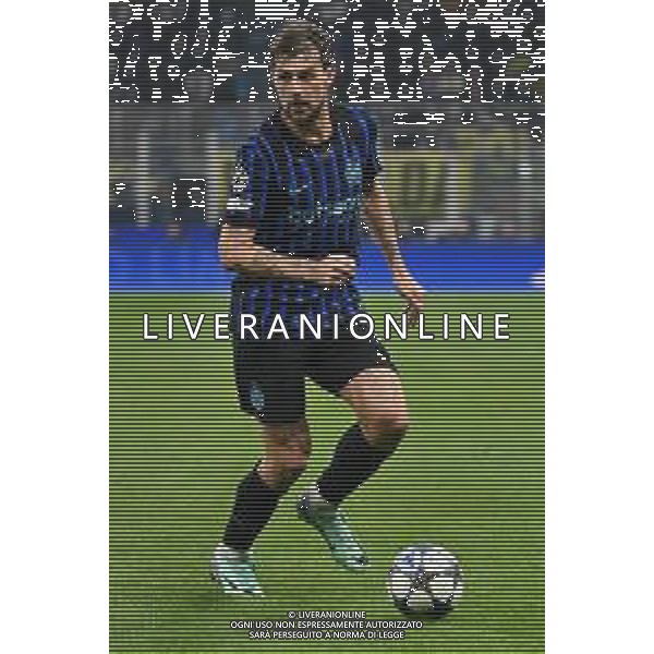 Inter vs Liverpool nella foto Francesco Acerbi (Inter) Milano 09-12-2025 Stadio Giuseppe Meazza - San Siro Inter vs Liverpool UEFA Champions League fase a girone unico - 6a giornata foto Roberto Garavaglia/Agenzia Aldo Liverani sas