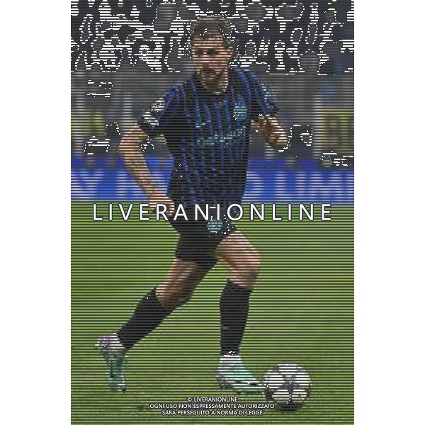 Inter vs Liverpool nella foto Francesco Acerbi (Inter) Milano 09-12-2025 Stadio Giuseppe Meazza - San Siro Inter vs Liverpool UEFA Champions League fase a girone unico - 6a giornata foto Roberto Garavaglia/Agenzia Aldo Liverani sas
