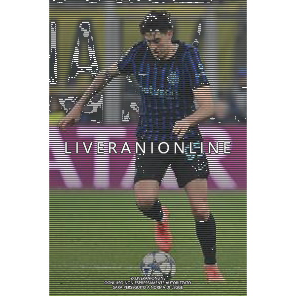 Inter vs Liverpool nella foto Alessandro Bastoni (Inter) Milano 09-12-2025 Stadio Giuseppe Meazza - San Siro Inter vs Liverpool UEFA Champions League fase a girone unico - 6a giornata foto Roberto Garavaglia/Agenzia Aldo Liverani sas