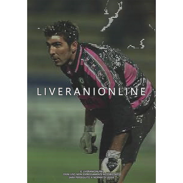 NEG COL-25-11-1999 PARMA SEDICESIMI DI FINALE DI COPPA UEFA PARMA-STURM GRAZ 2-1 NELLA FOTO GIANLUIGI BUFFON AG ALDO LIVERANI SAS