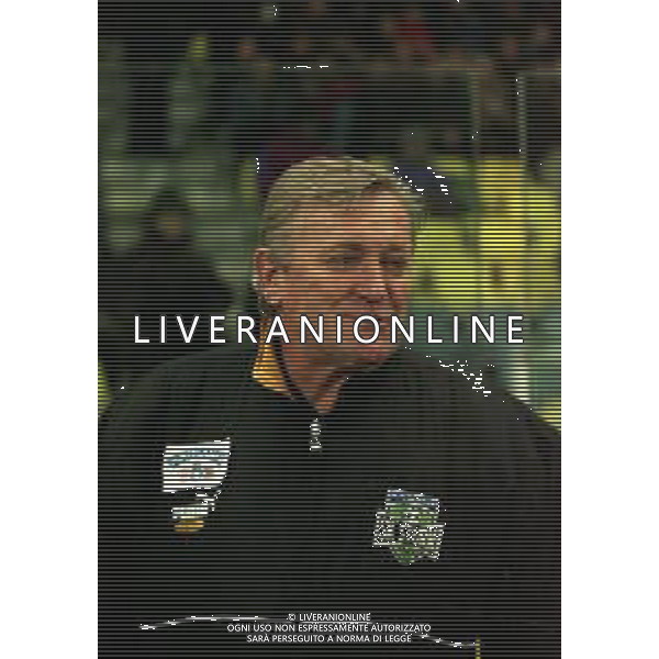 NEG COL-25-11-1999 PARMA SEDICESIMI DI FINALE DI COPPA UEFA PARMA-STURM GRAZ 2-1 NELLA FOTO IVICA OSIM ALLENATORE STURM GRAZ AG ALDO LIVERANI SAS